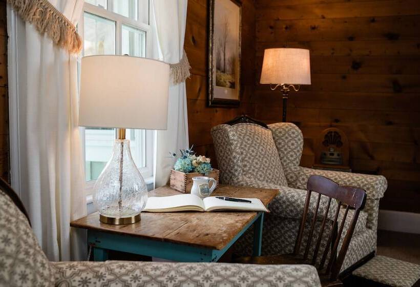 فندق The Mast Farm Inn