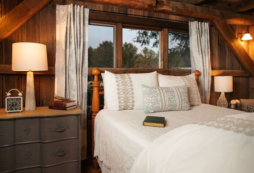 فندق The Mast Farm Inn