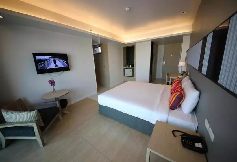 酒店 The Sun Xclusive