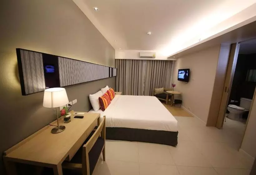 酒店 The Sun Xclusive