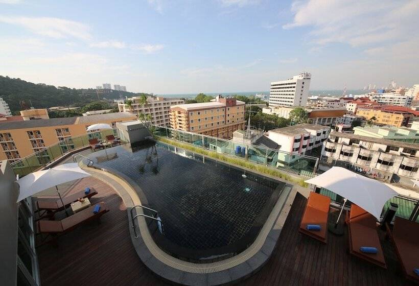 Отель The Sun Xclusive