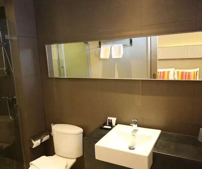 酒店 The Sun Xclusive