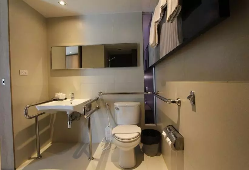 酒店 The Sun Xclusive