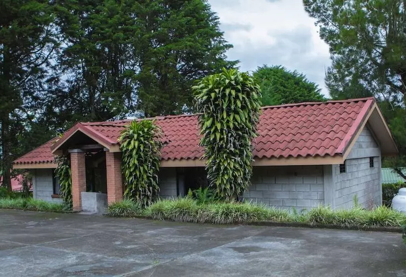 فندق Villa Zurquí