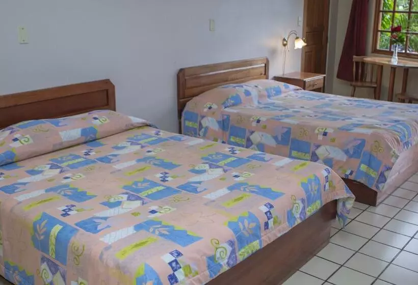 فندق Villa Zurquí