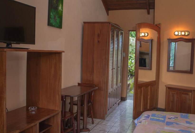 فندق Villa Zurquí