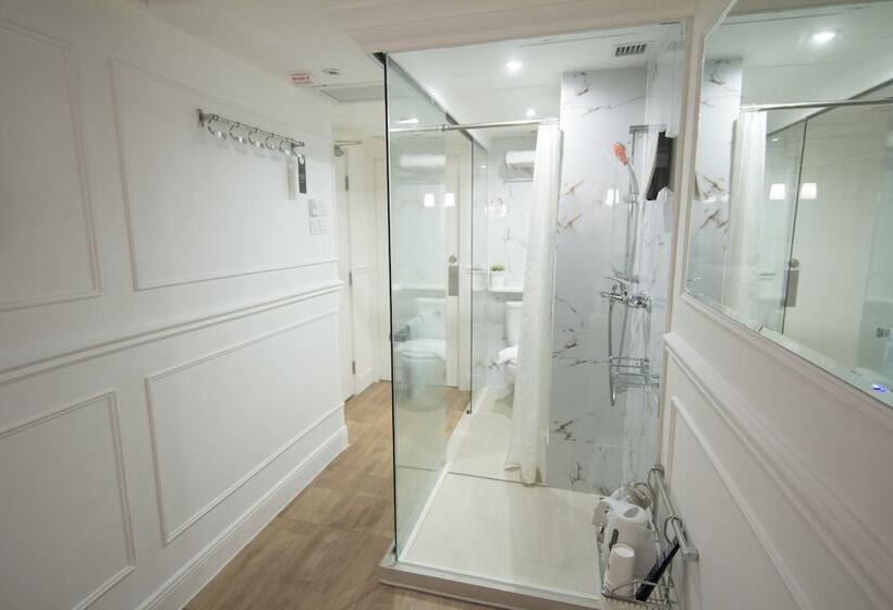 Mini Hotel Causeway Bay