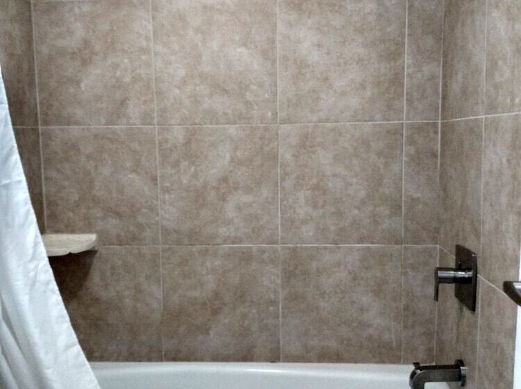 فندق على الطريق Gateway Inn Savannah