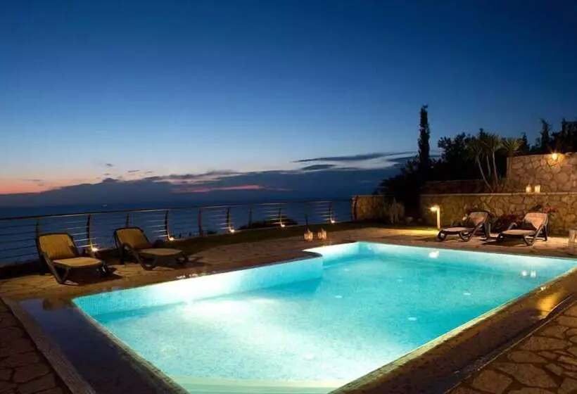 Pantheon Villas