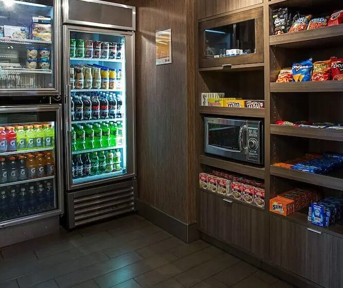 Fairfield Inn & Suites By Marriott Moscow