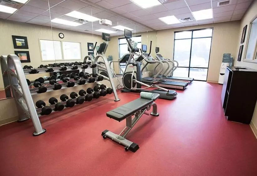 Fairfield Inn & Suites By Marriott Moscow