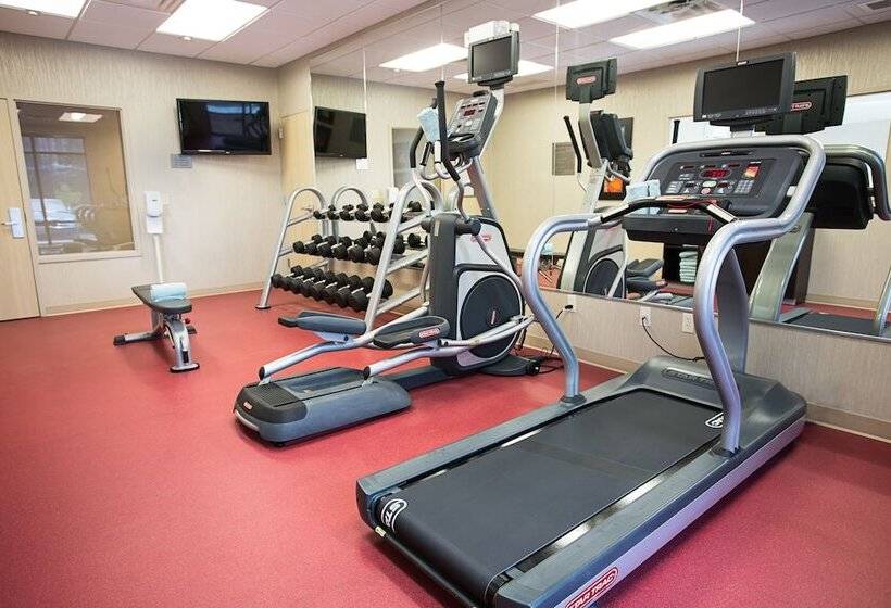 Fairfield Inn & Suites By Marriott Moscow