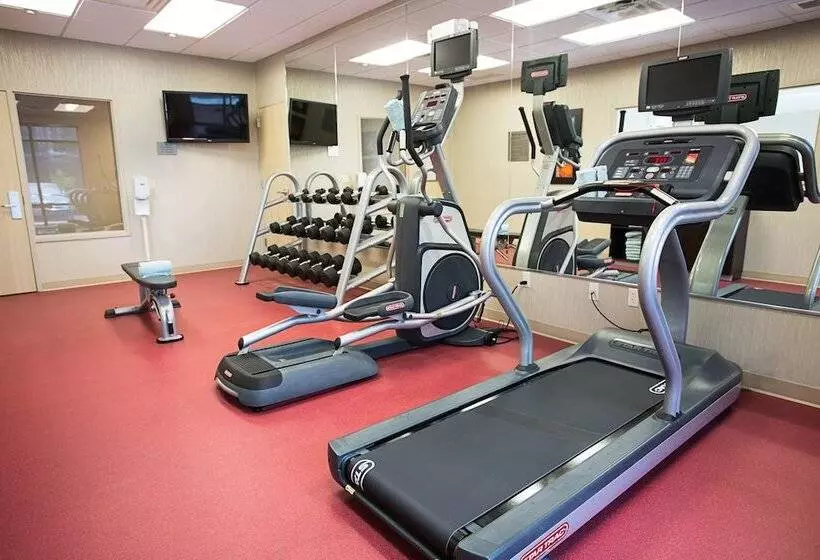 Fairfield Inn & Suites By Marriott Moscow