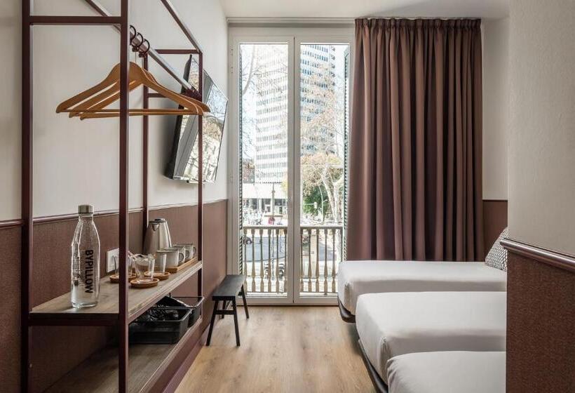 مسافرخانه Bypillow Ramblas
