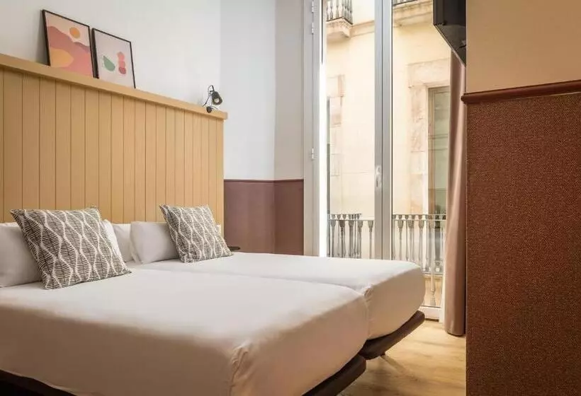 Хостел Bypillow Ramblas