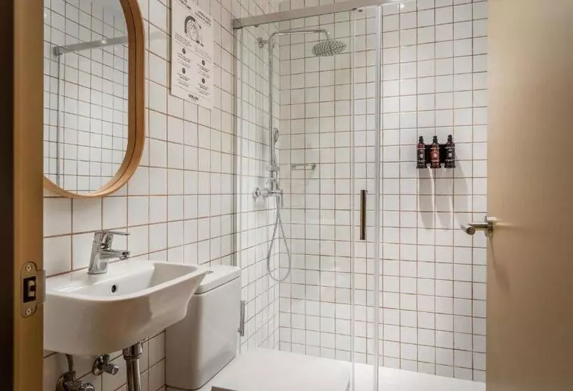 Хостел Bypillow Ramblas