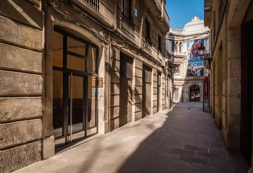 Хостел Bypillow Ramblas