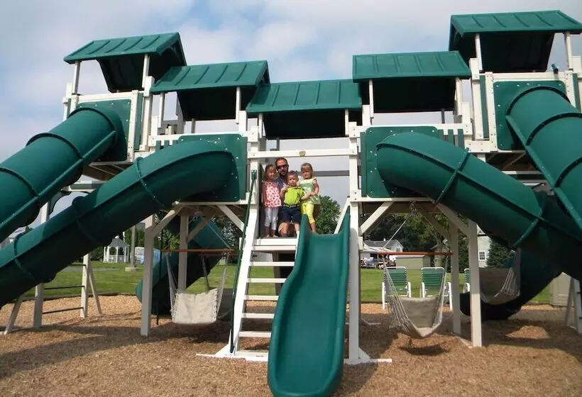 فندق Birdinhand Family Inn