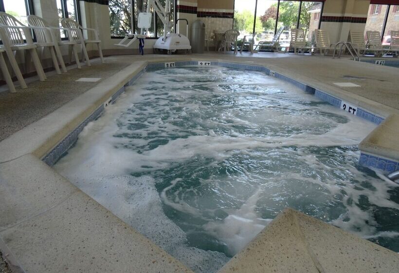 فندق Birdinhand Family Inn