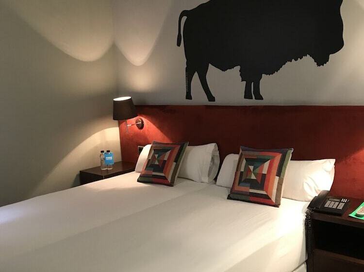 هتل Chic & Basic Zoo