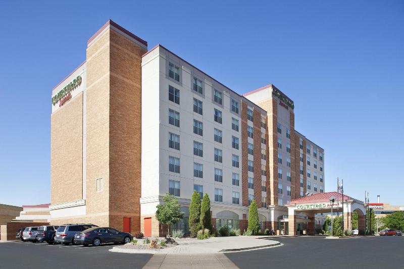 호텔 Courtyard By Marriott Pueblo