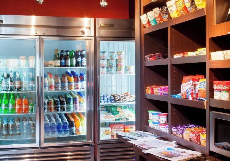 호텔 Courtyard By Marriott Pueblo