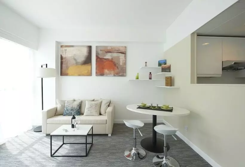 هتل Grand Bay View