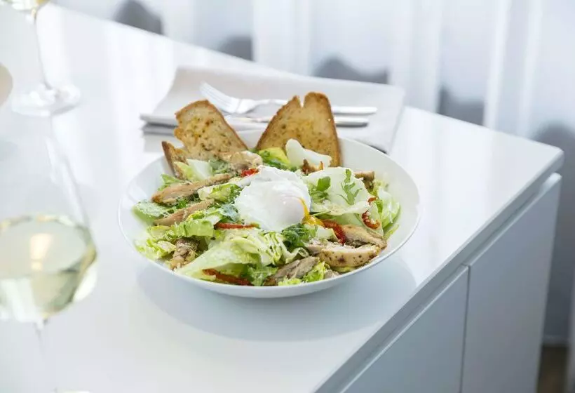 Отель Hampton By Hilton Amsterdam Airport Schiphol