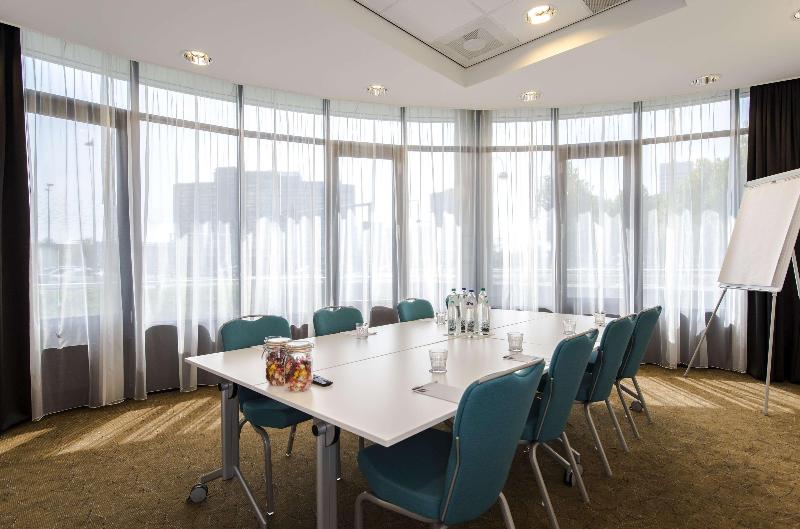 Hotel Hampton By Hilton Amsterdam Airport Schiphol