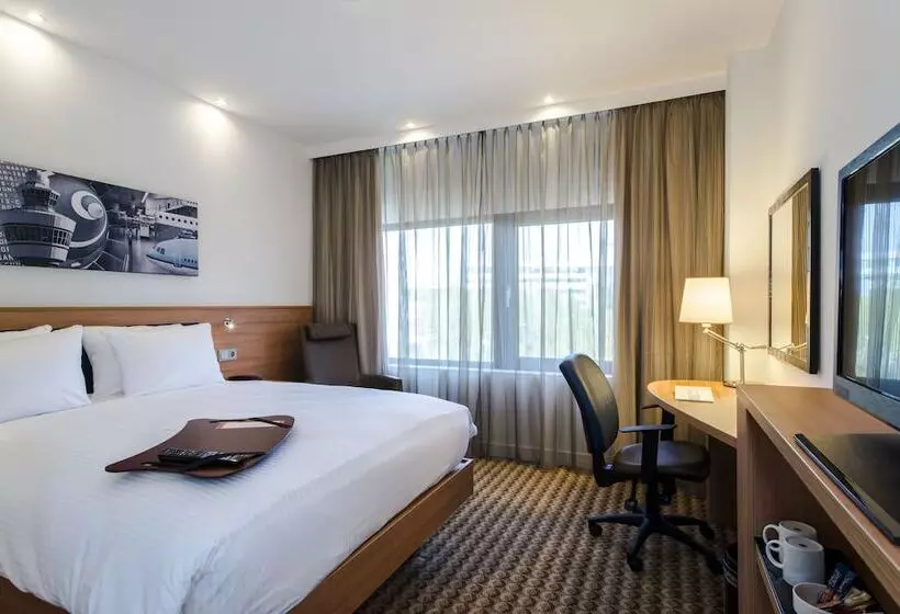 Отель Hampton By Hilton Amsterdam Airport Schiphol