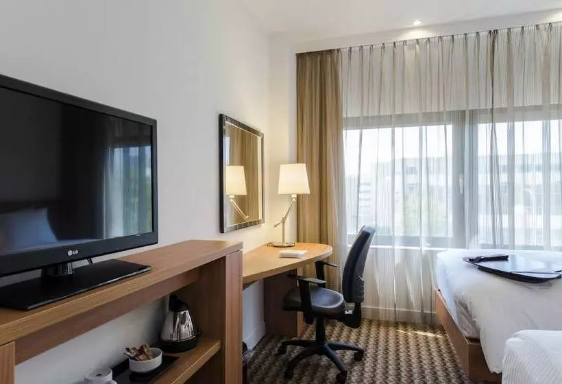 Отель Hampton By Hilton Amsterdam Airport Schiphol