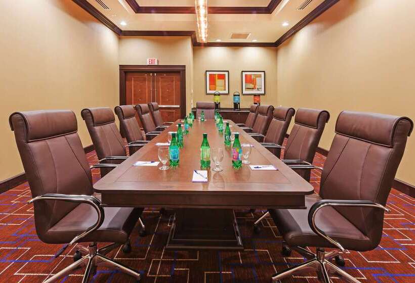 فندق Hilton Garden Inn Midland