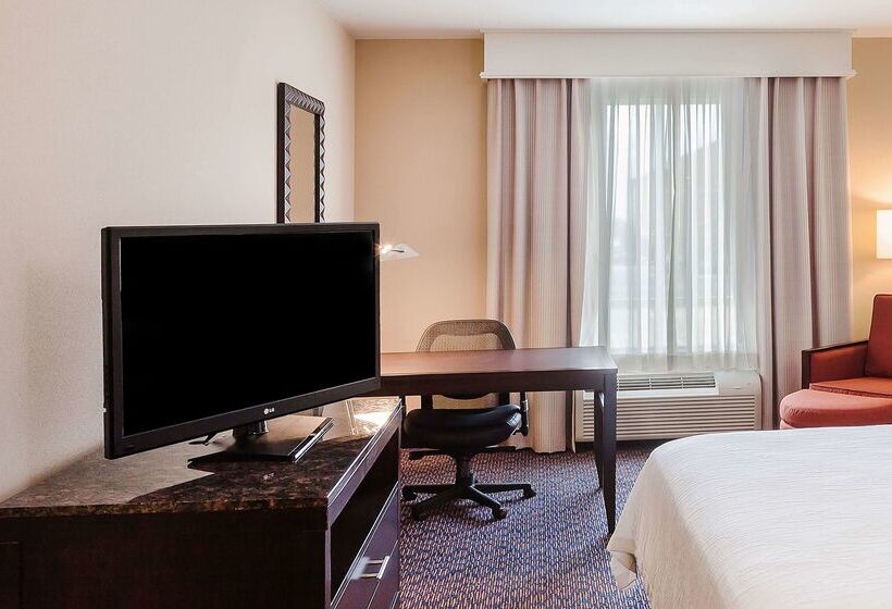 فندق Hilton Garden Inn Midland