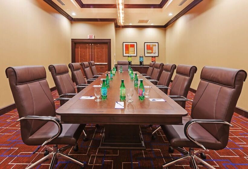 فندق Hilton Garden Inn Midland