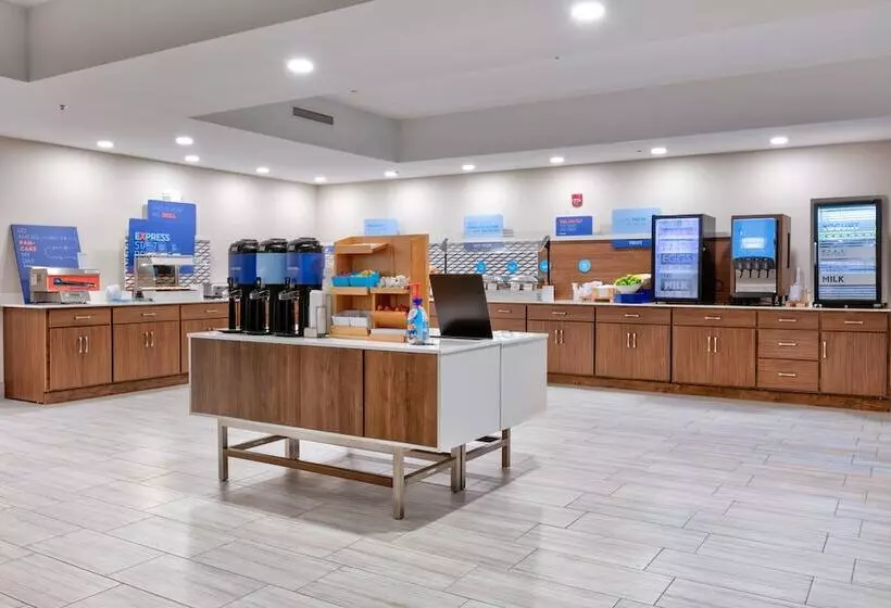 Holiday Inn Express Hotel & Suites Shakopee, An Ihg