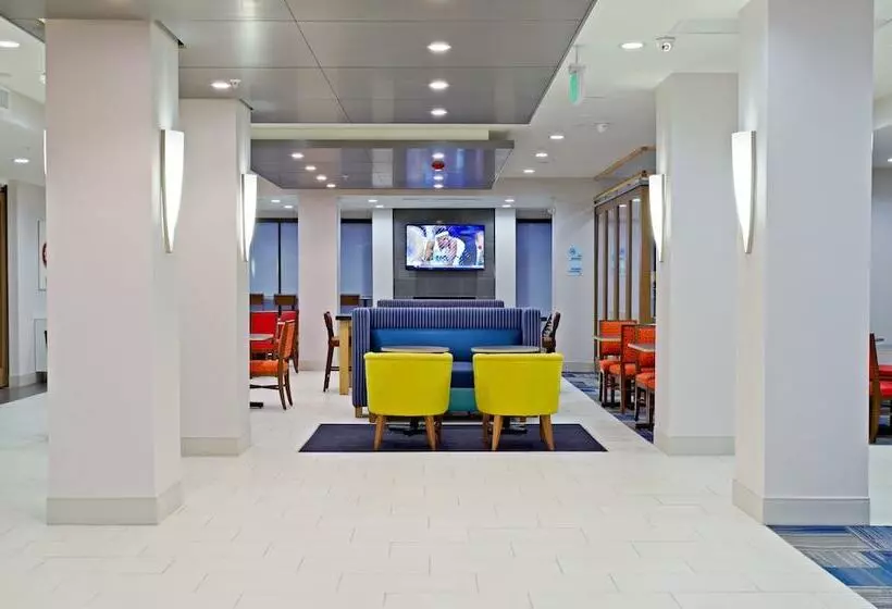 ホテル Holiday Inn Express & Suites   Phoenix North   Scottsdale, An Ihg