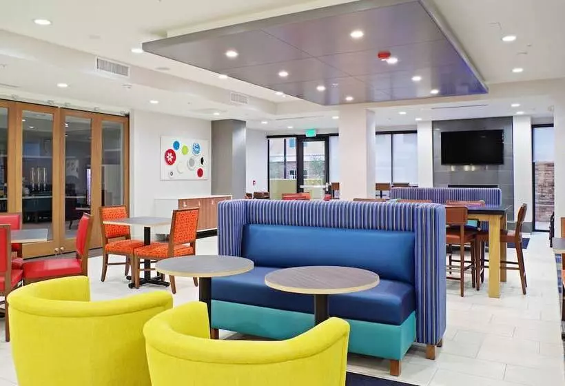 ホテル Holiday Inn Express & Suites   Phoenix North   Scottsdale, An Ihg