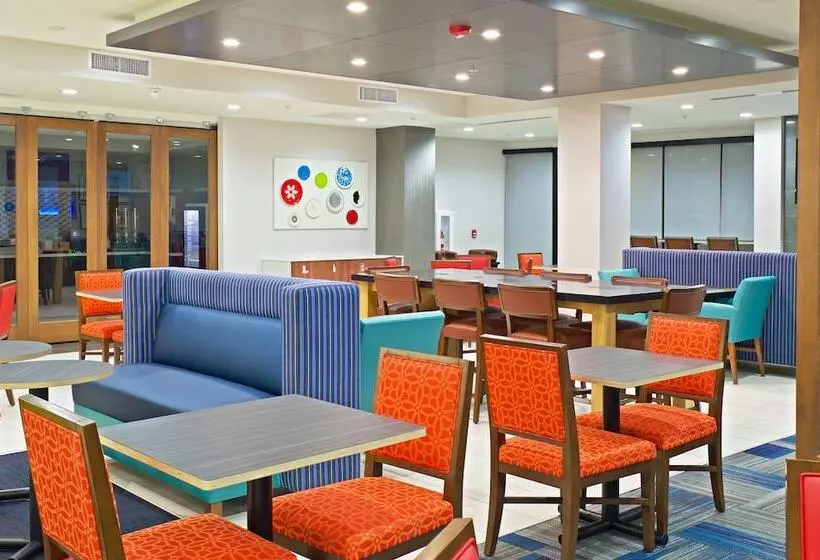 ホテル Holiday Inn Express & Suites   Phoenix North   Scottsdale, An Ihg