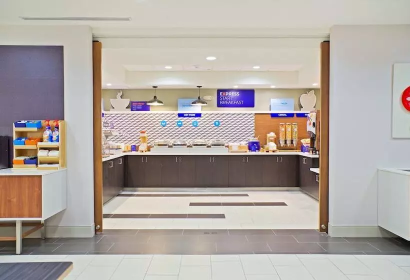 ホテル Holiday Inn Express & Suites   Phoenix North   Scottsdale, An Ihg