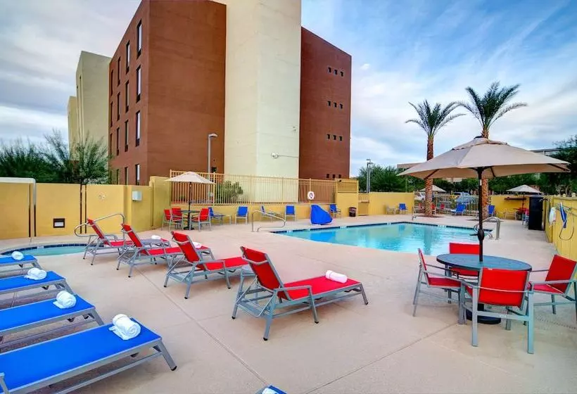 ホテル Holiday Inn Express & Suites   Phoenix North   Scottsdale, An Ihg