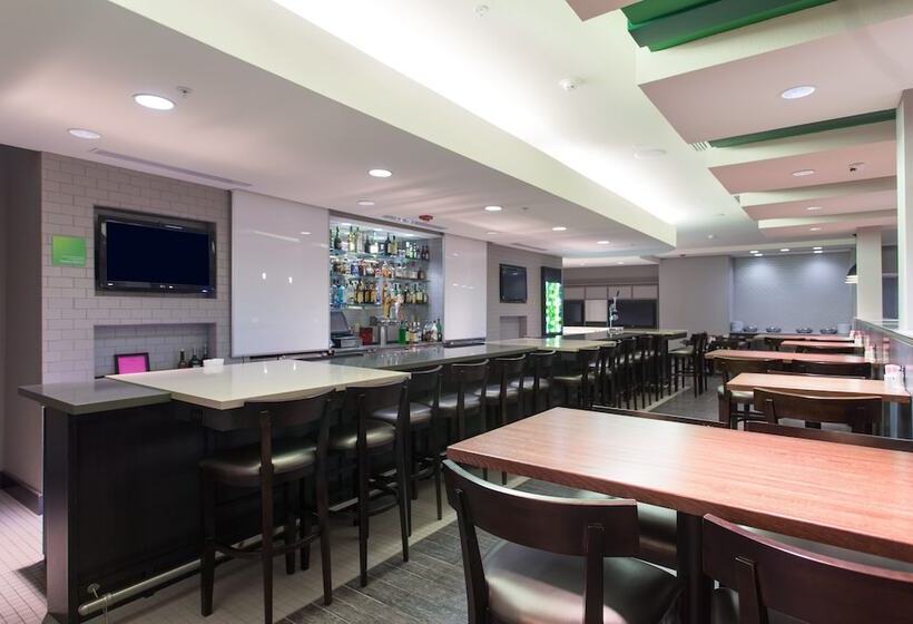 فندق Holiday Inn Texarkana Arkansas Convention Center, An Ihg