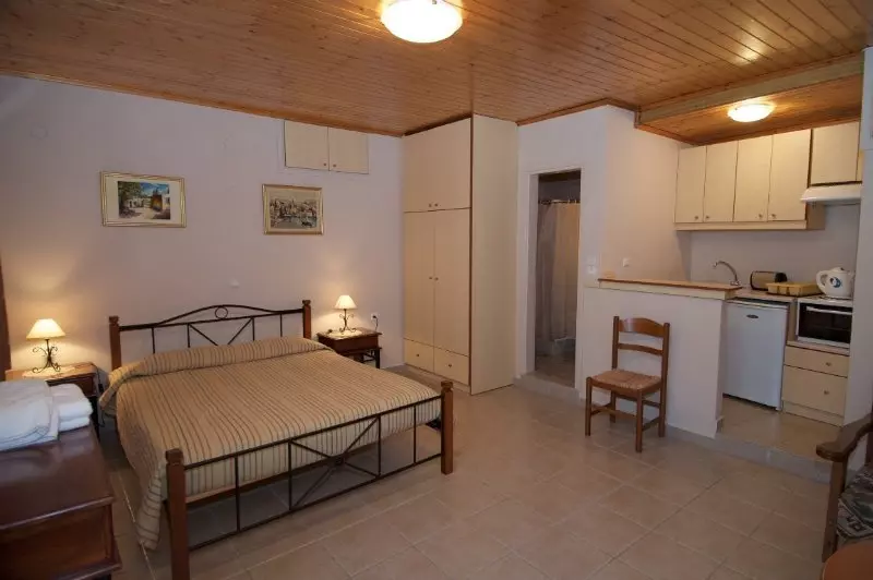 Hôtel Makis Apartments