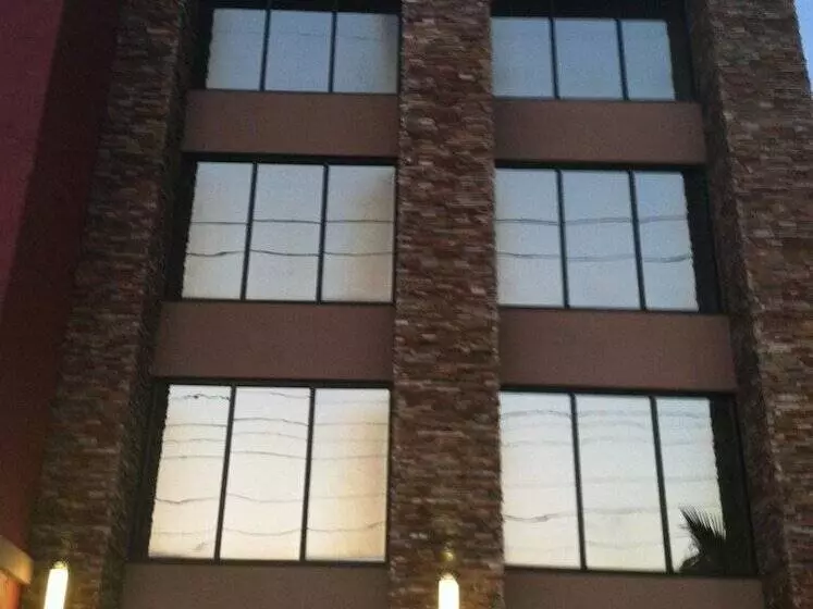 Marble Waters Hotel & Suites, Trademark By Wyndham