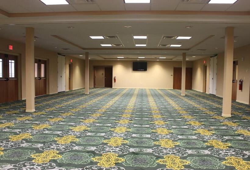 Marble Waters Hotel & Suites, Trademark By Wyndham