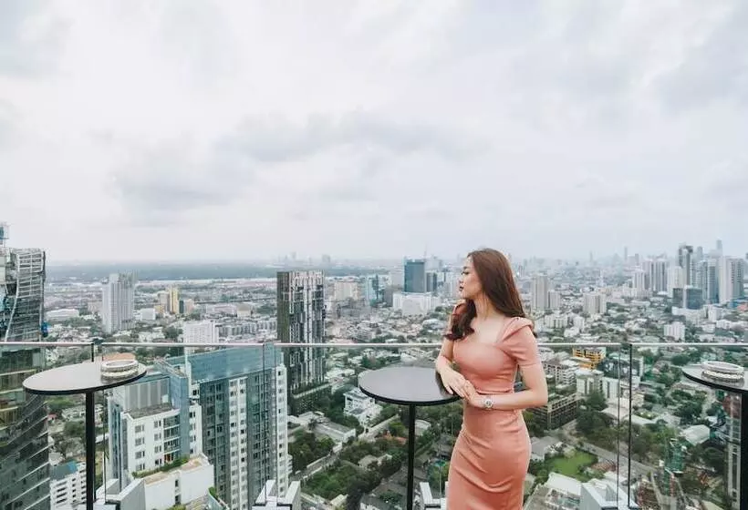 Отель Marriott Bangkok Sukhumvit