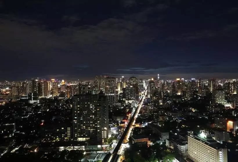 Отель Marriott Bangkok Sukhumvit