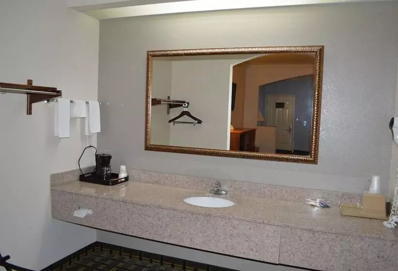 酒店 Memorylane Inn & Suites