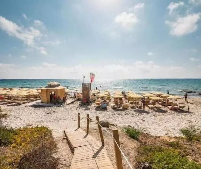 Отель Amareclub Rocca Dorada