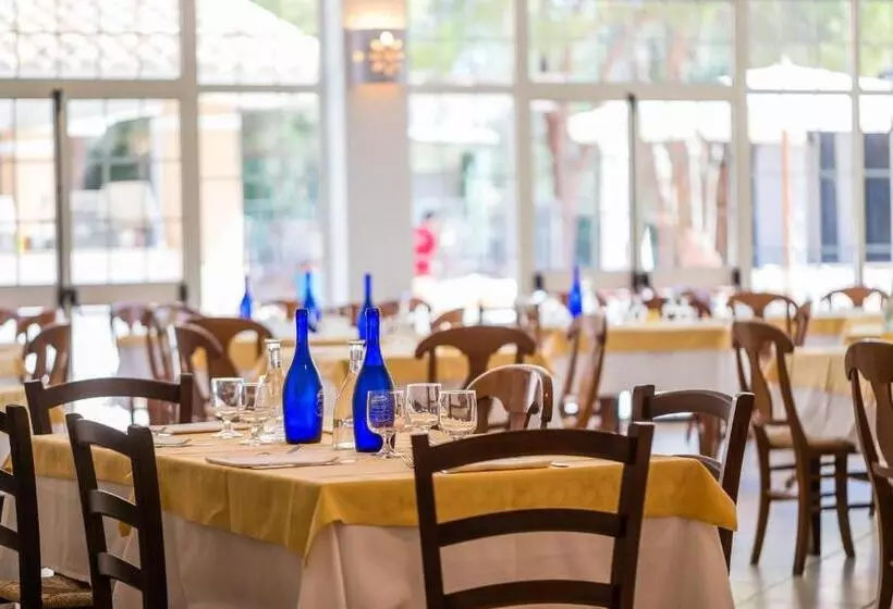 Отель Amareclub Rocca Dorada