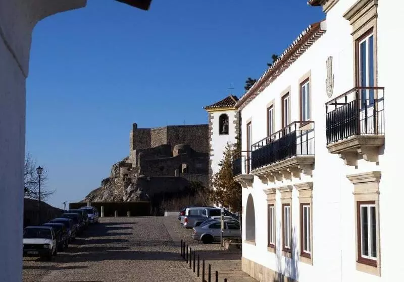 בית מלון כפרי Dom Dinis Marvao